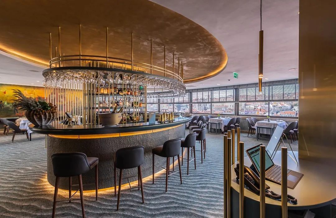 Hotel Mundial-1